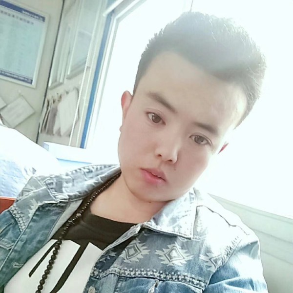 火车邂逅迷人的照片