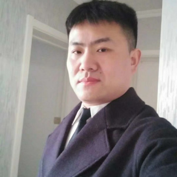 内向浅吻心劫的照片