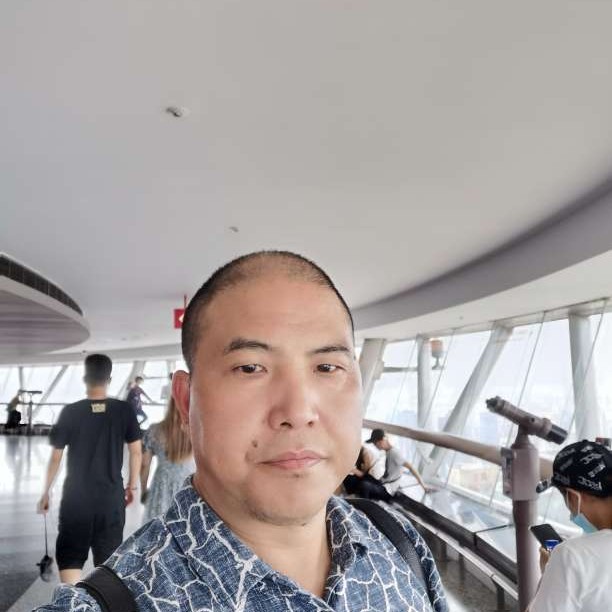 快乐生活寻找她的照片