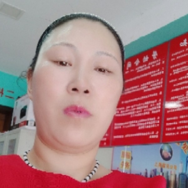 沉静相许黑猫的照片