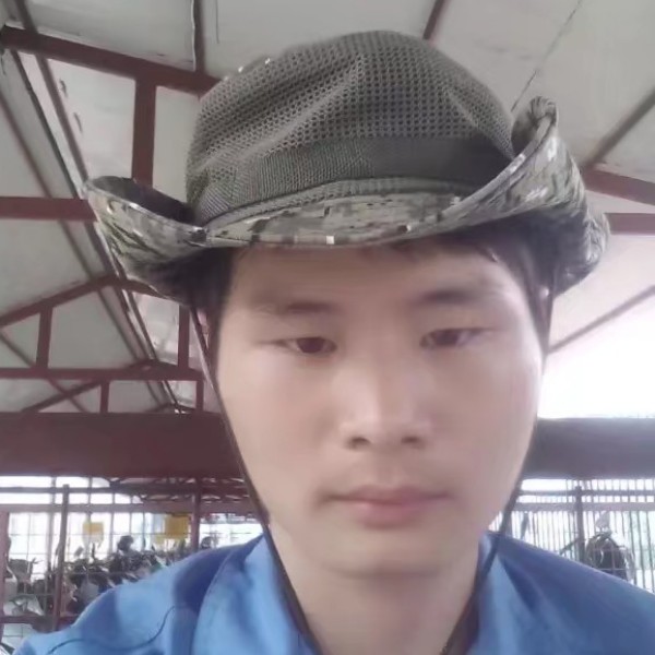 独寂踢小虾米的照片