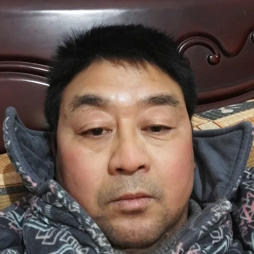 虚心少女的照片