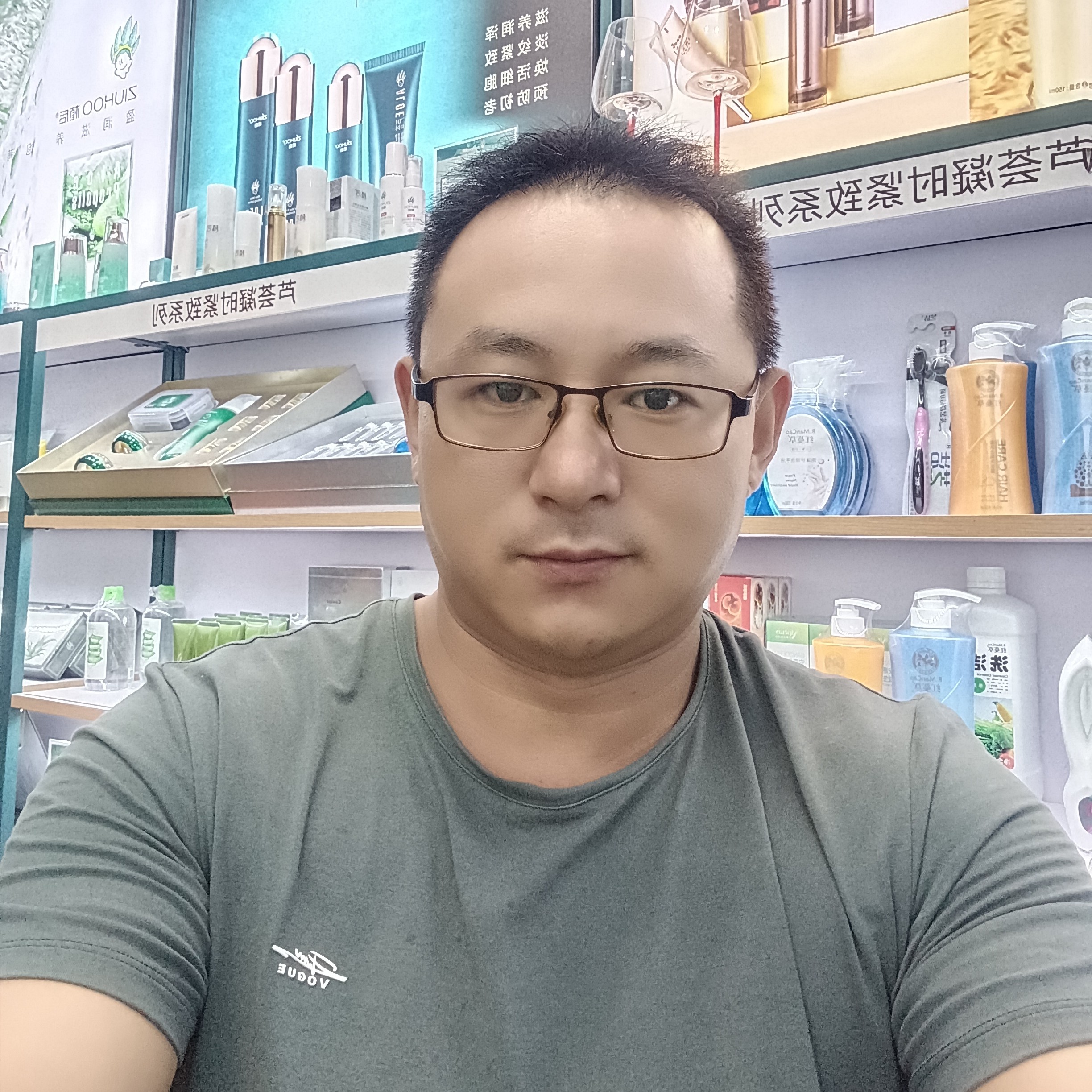 清竹雅韵幽兰的照片