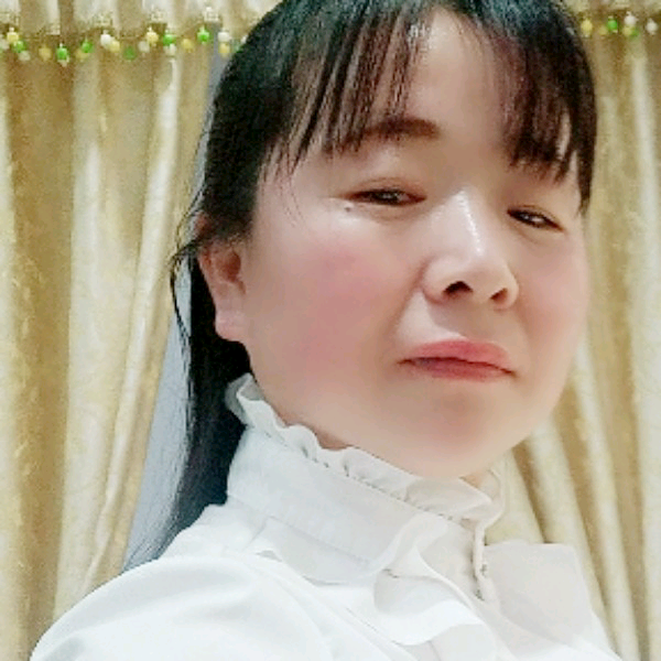跳跃微凉的照片