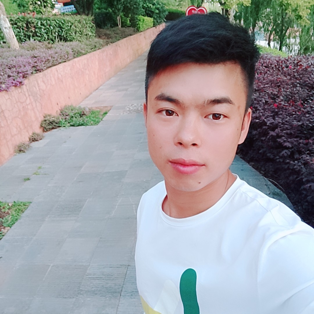 任性那春华的照片