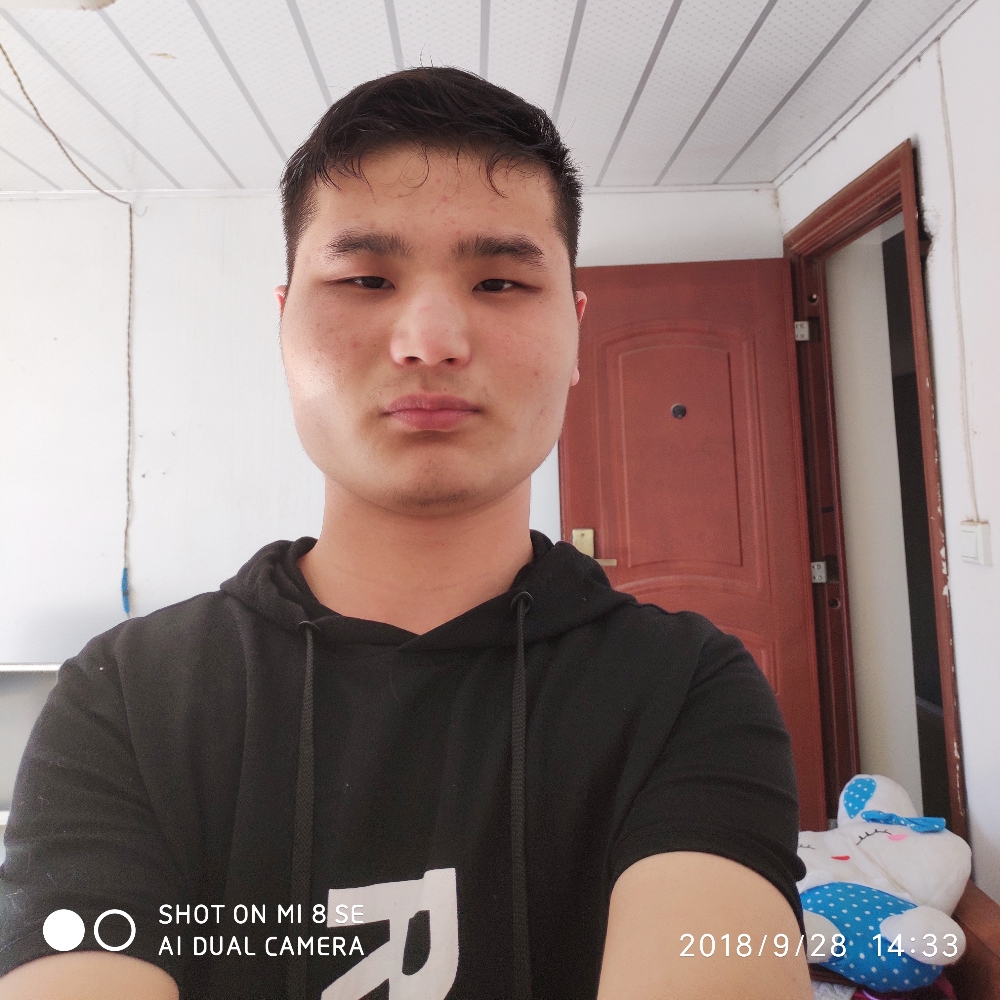 袁崇昊的照片