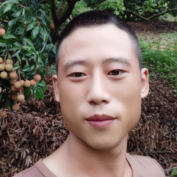 小馒头相许轻松的照片