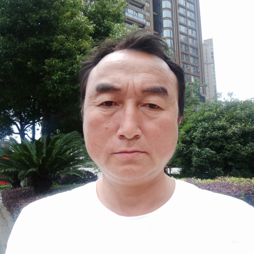 姜国勇的照片