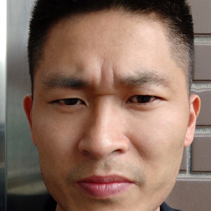 英勇浅吻风萧的照片
