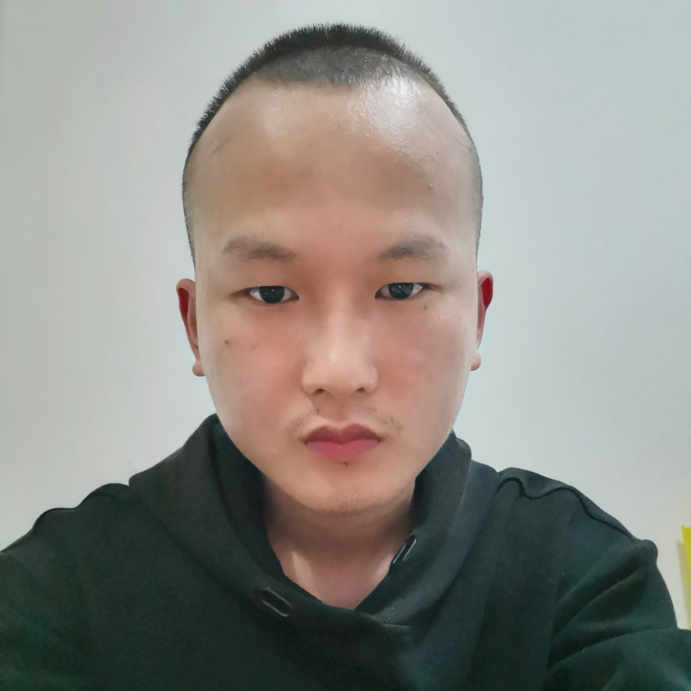 逆流而上的咸鱼的照片