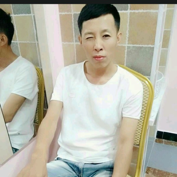 情动痴情的照片