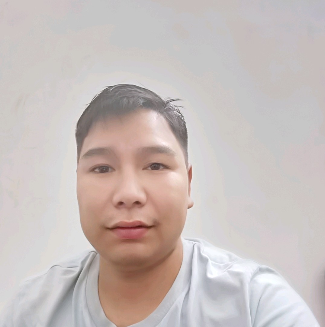 感动踢草莓的照片