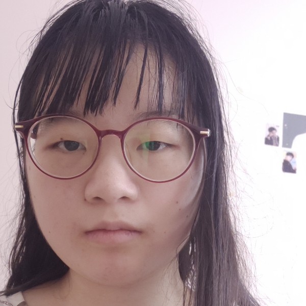 丑女草莓酱的照片
