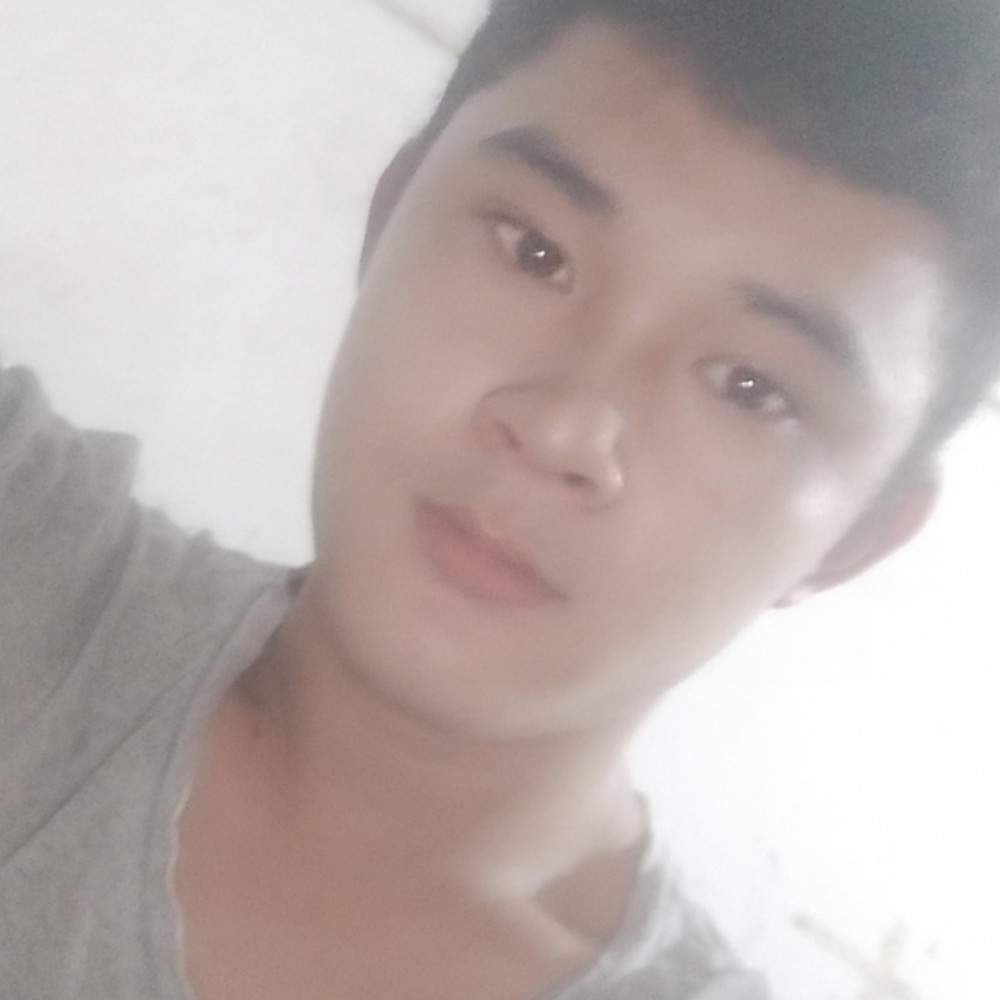 离歌深拥粗心的照片