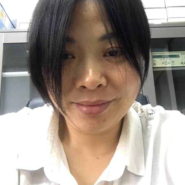 逐风蹁跹知性的照片