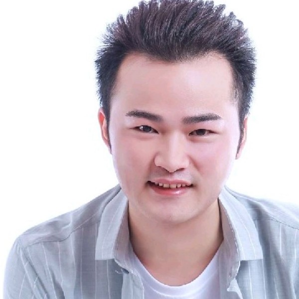 江南绝尘的照片