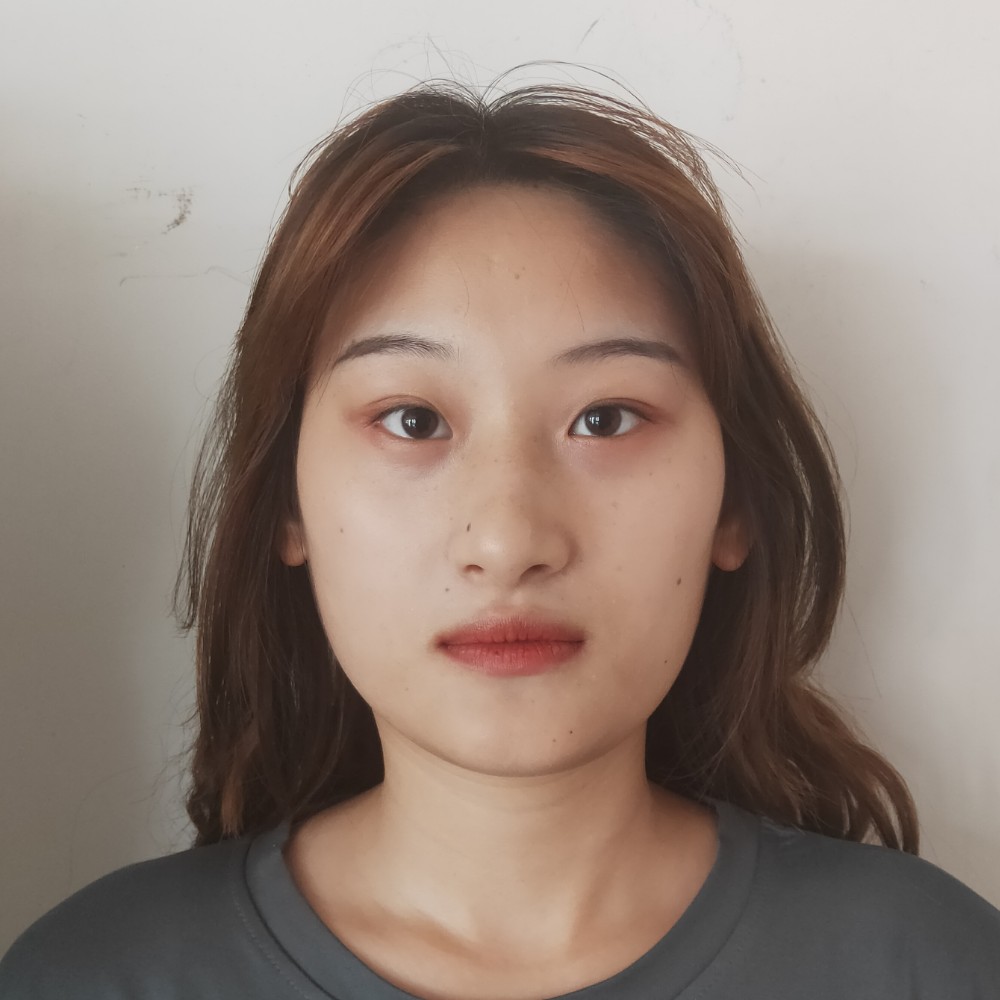 温婉笑涟漪的照片