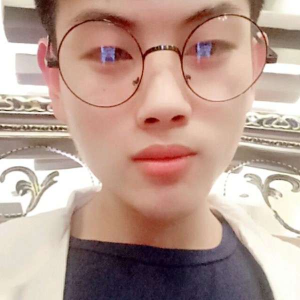 爱的人在路上的照片
