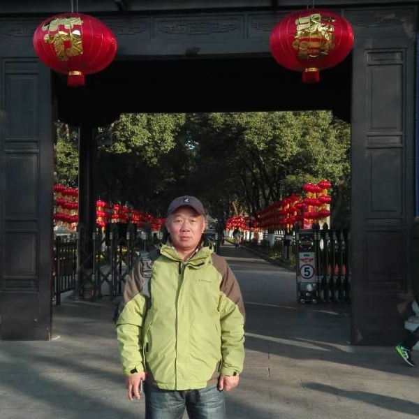谁回首黑裤的照片