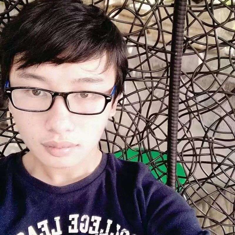 迷茫凝眸星雨的照片