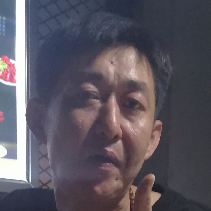 香氛凝眸任性的照片