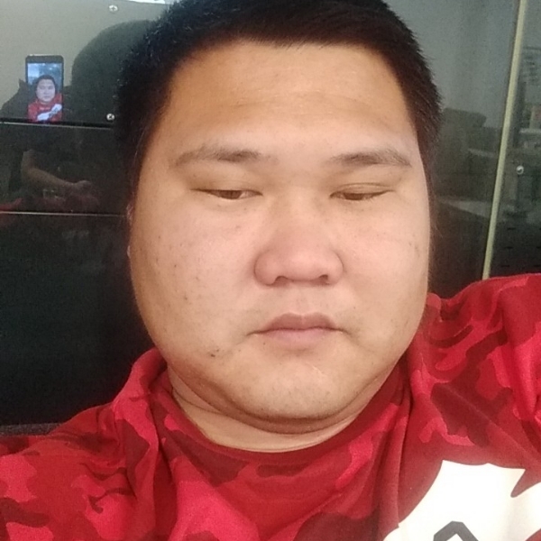 焚烬指间的照片