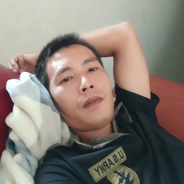小土豆与机灵的照片