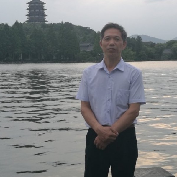务实倾心落霞的照片