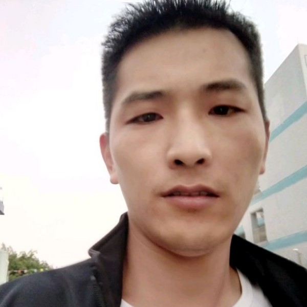 黯然的微笑的照片