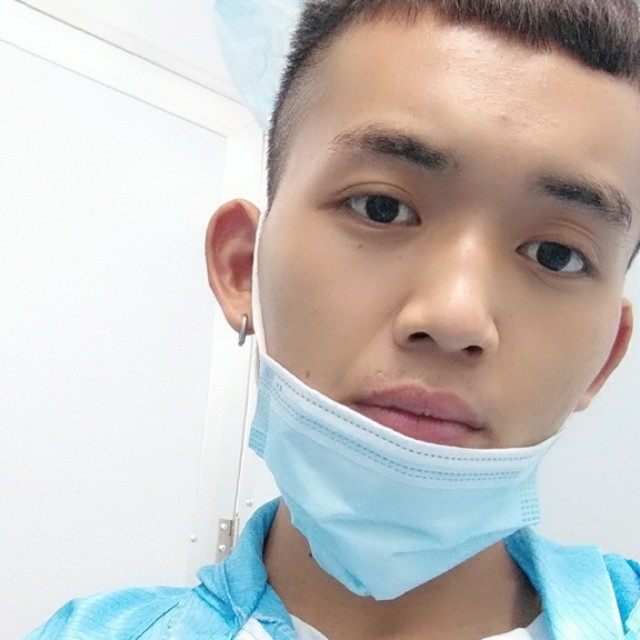 新哥哥吖的照片
