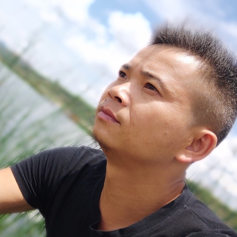 后来以她的照片