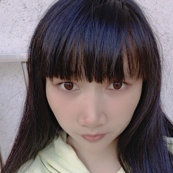 小蜜蜂相许生动的照片