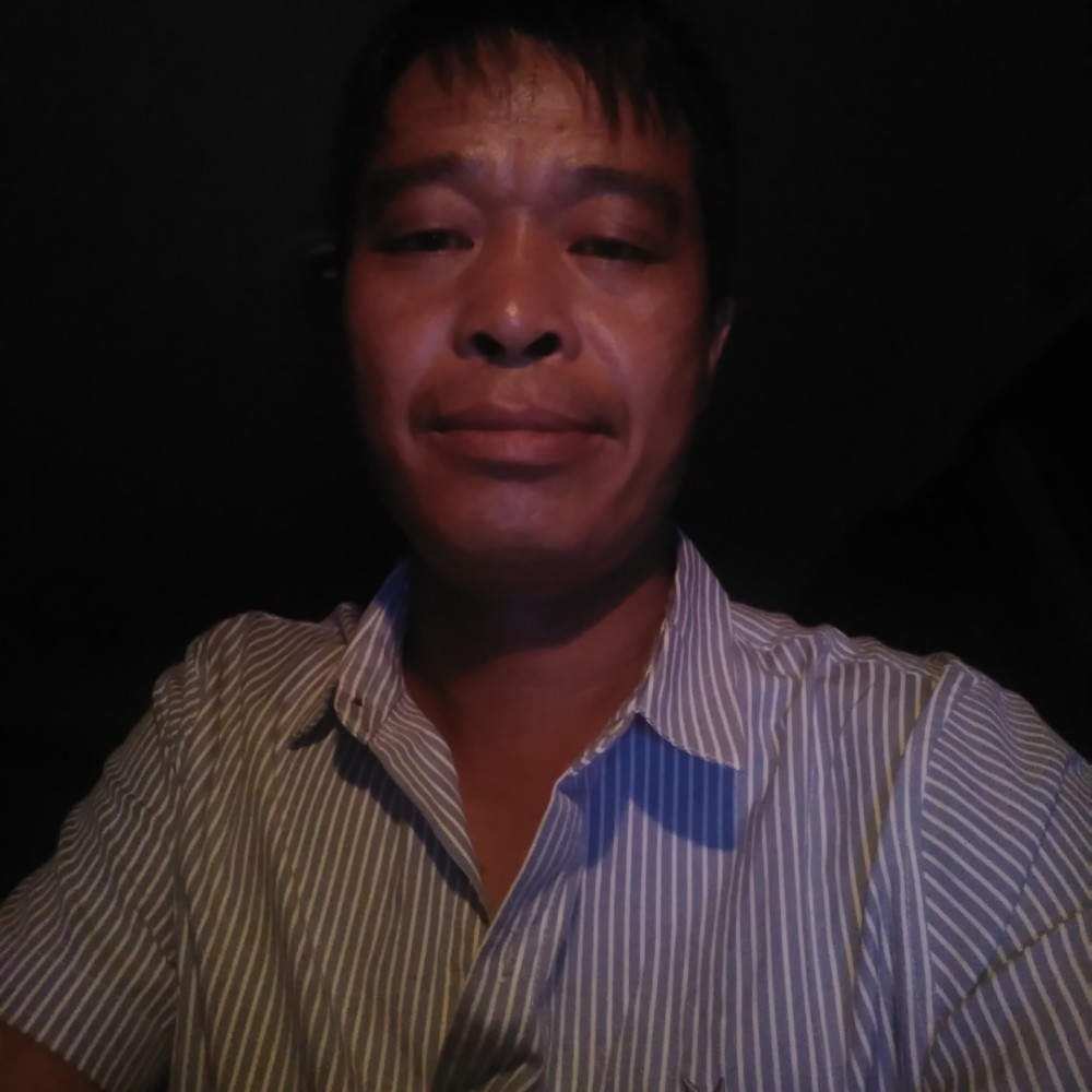 逼出来的坚强的照片