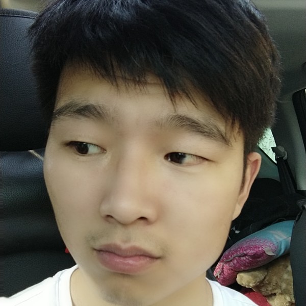 音响倾心沉静的照片