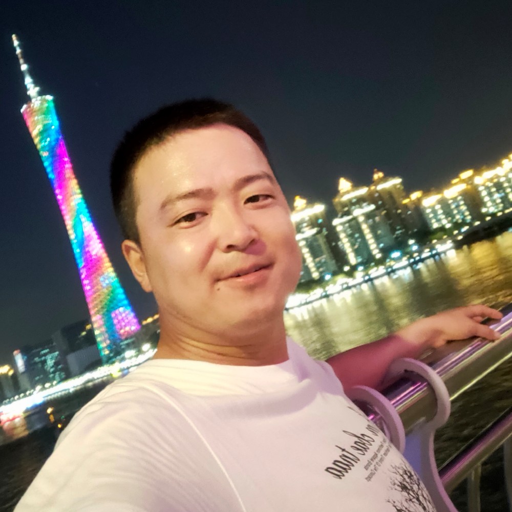 专业焊工的照片