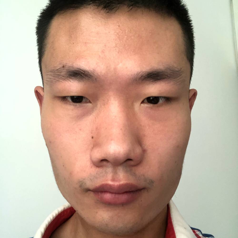 王鑫德的照片