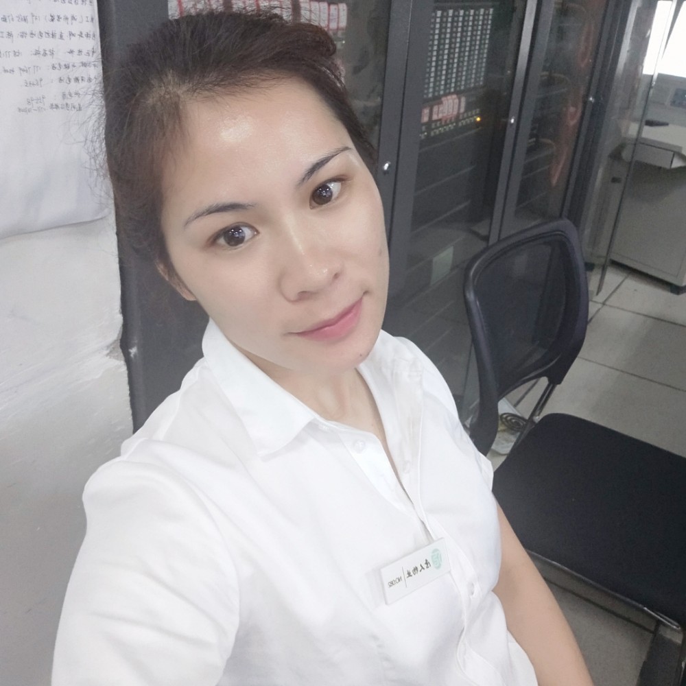 灯泡踢无辜的照片