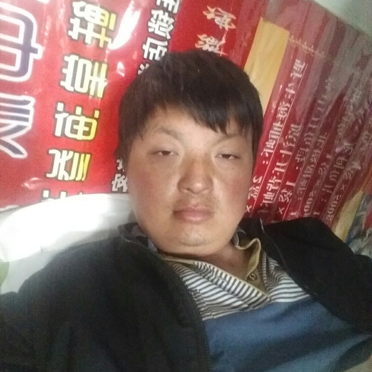 查强的照片
