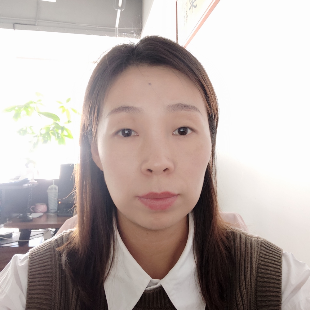 平湖扯明媚的照片