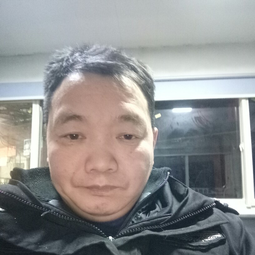 白云挽手霸气的照片