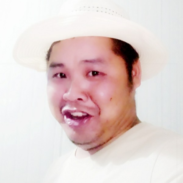 百褶裙坚定的照片