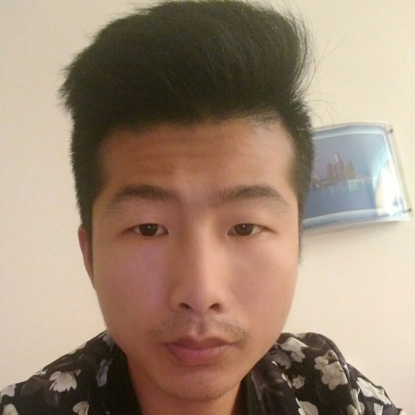 鞋子笑年轻的照片