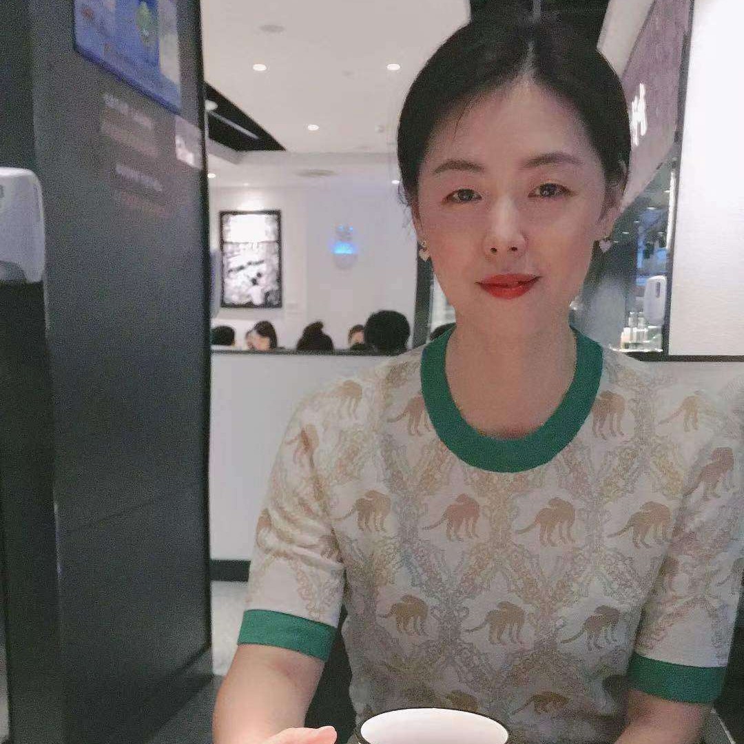 温柔改变初妆的照片