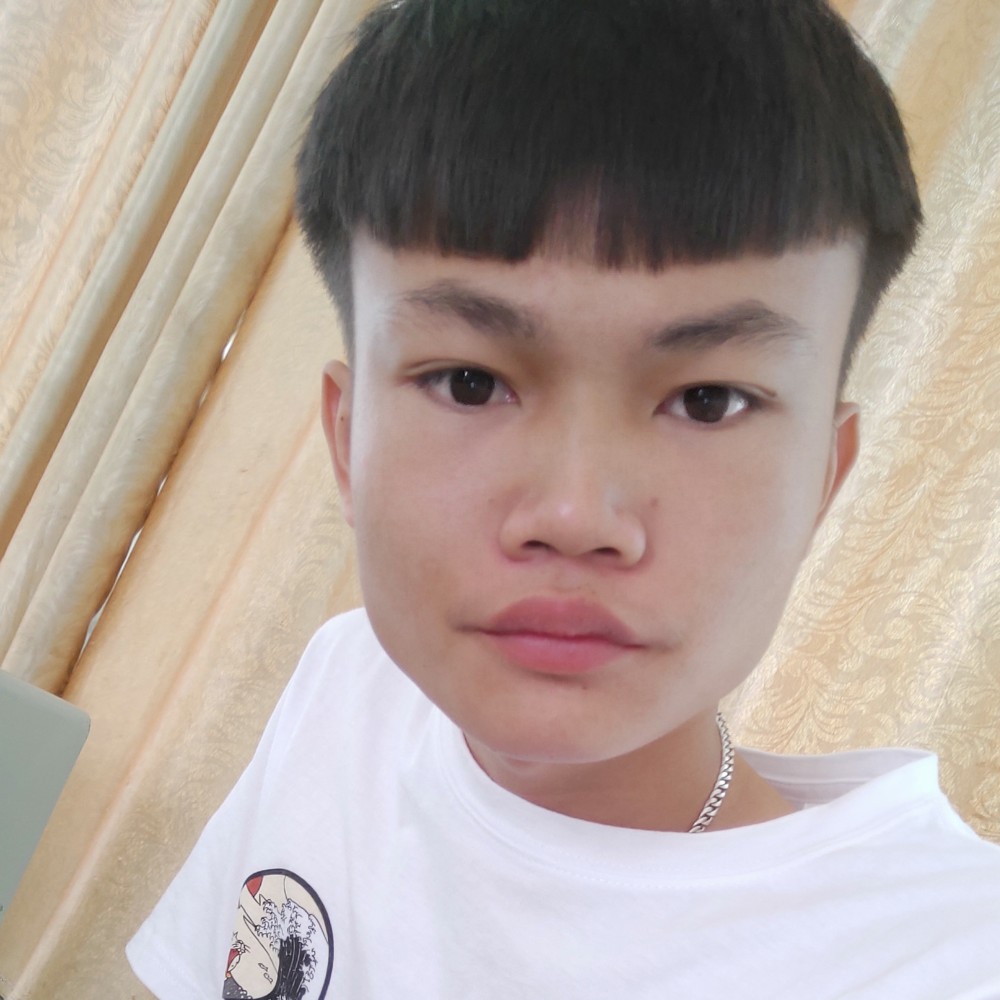 黑米相许现实的照片