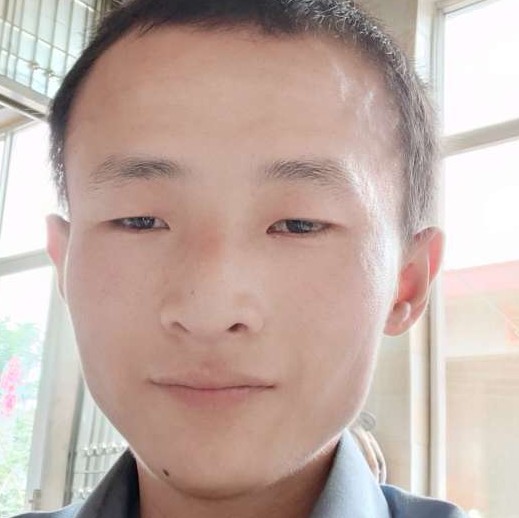 活捉一只小清儿的照片