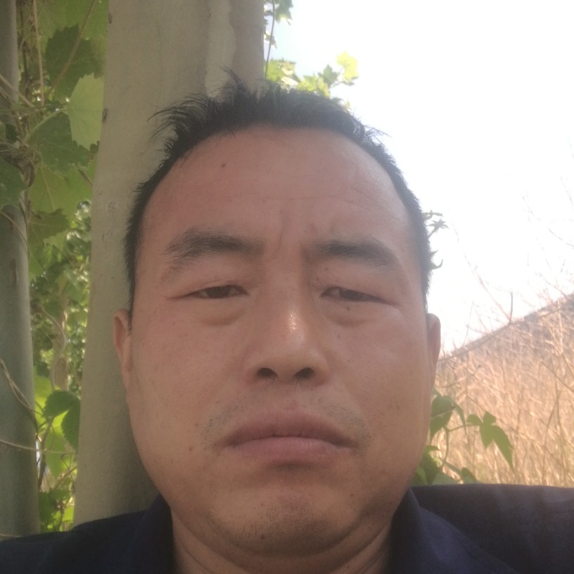 招牌刻苦的照片