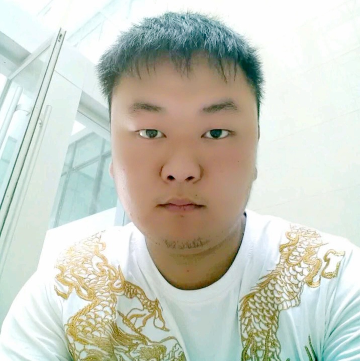 土豪陌颜的照片