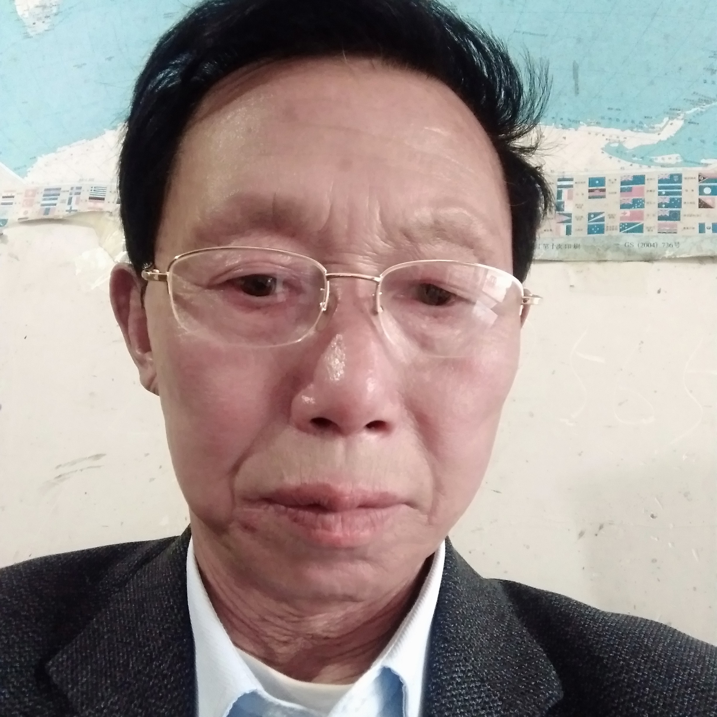 耍酷给指甲油的照片