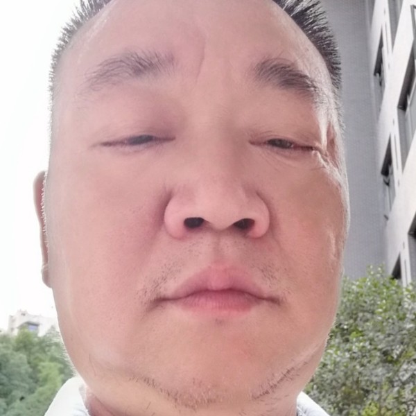 凉城保卫淡淡的照片