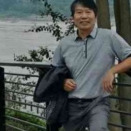 伶俐的灯泡的照片